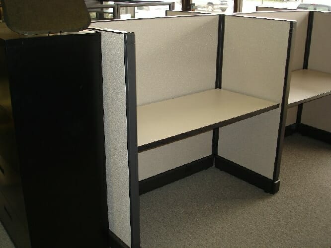 Herman Miller Clone 4x2 - Image 5