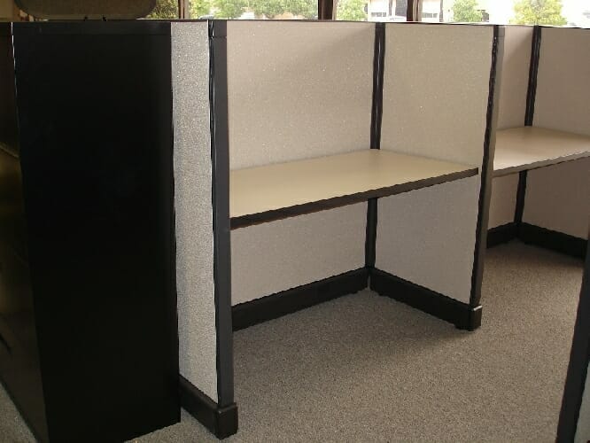 Herman Miller Clone 4x2 - Image 4