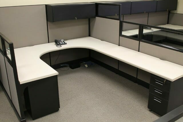 Used Herman Miller AO2 office cubicles - Image 4